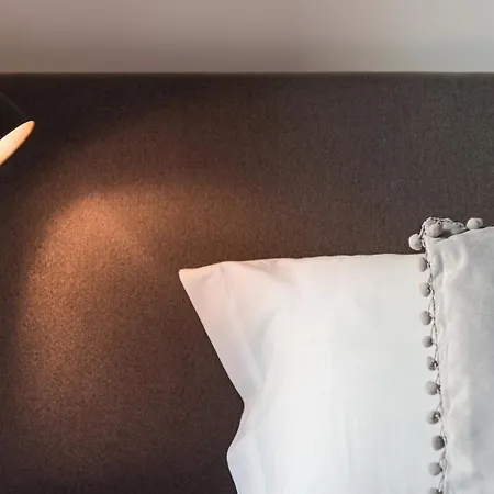 Guestready - Three Mirrors *